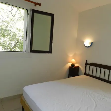 Le Lavandou, 3 Pieces, 4 Personnes - Fr-1-251-707 Apartment *